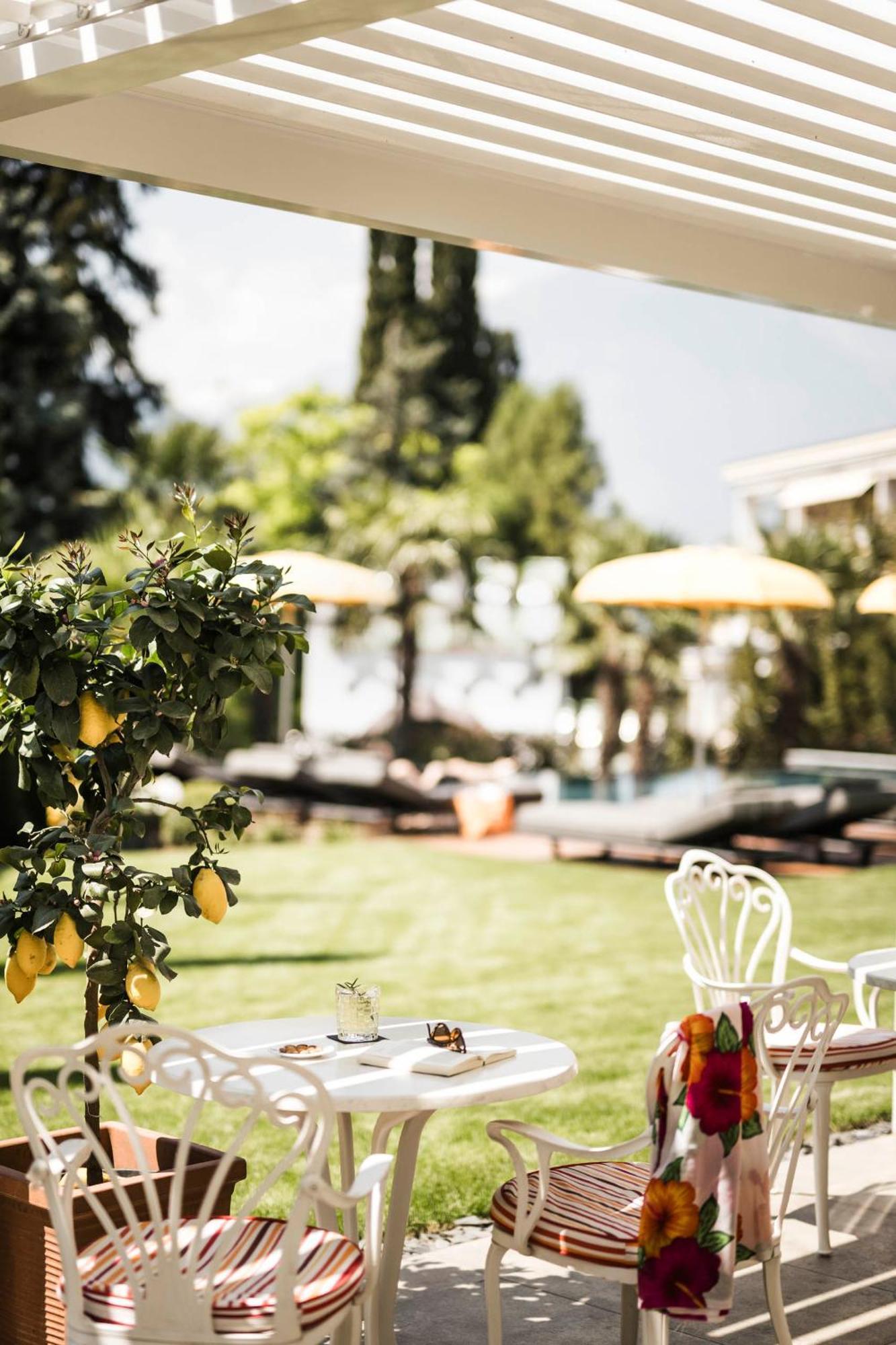 Hotel Sonnenburg Merano Exterior foto