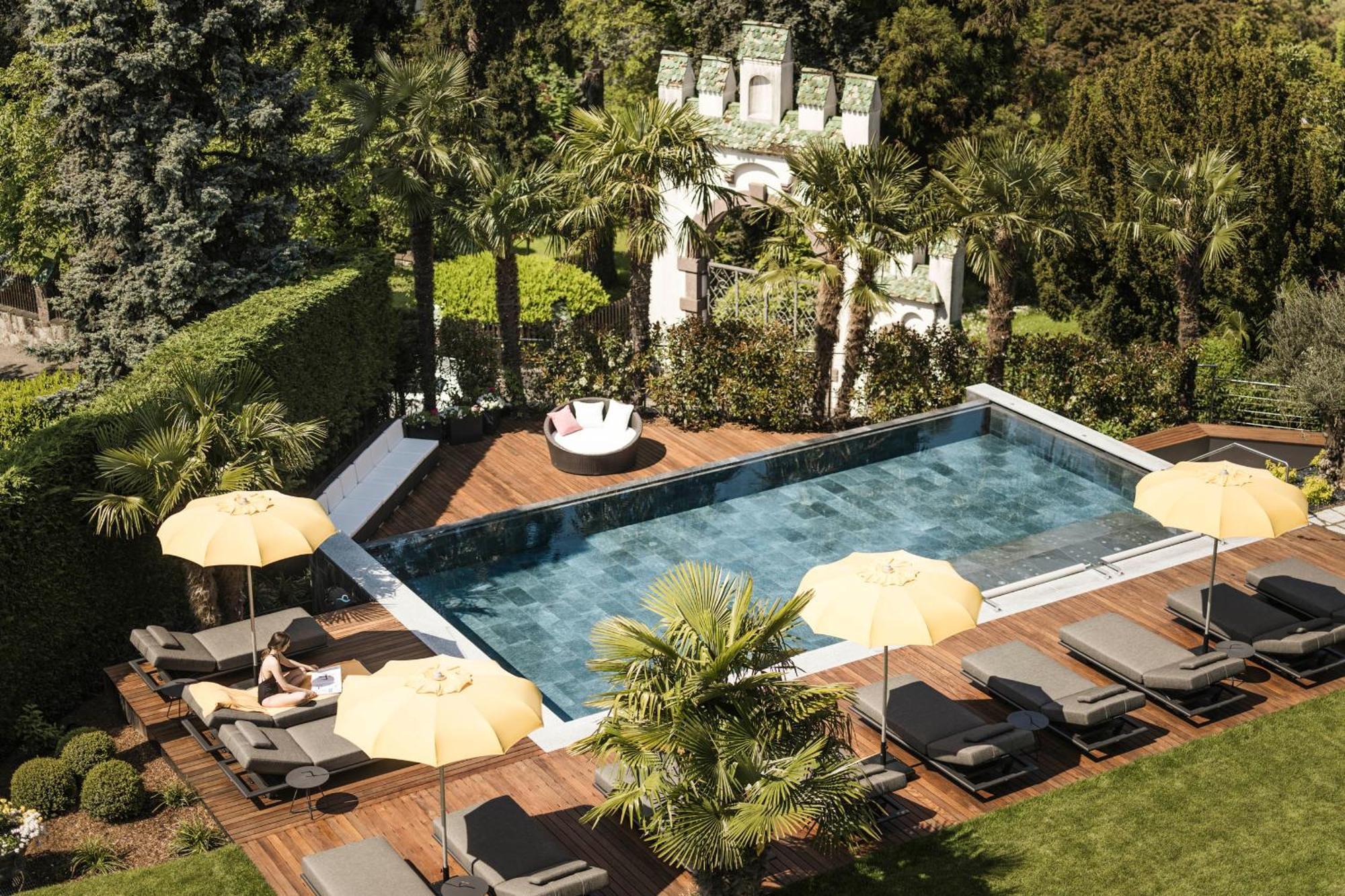Hotel Sonnenburg Merano Exterior foto