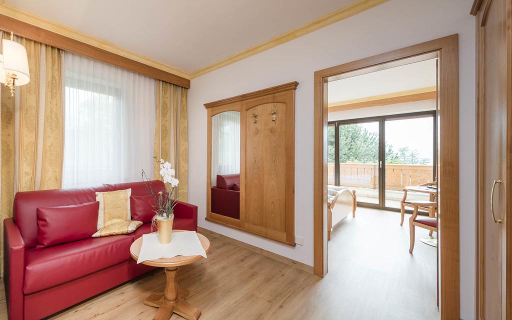 Hotel Sonnenburg Merano Habitación foto